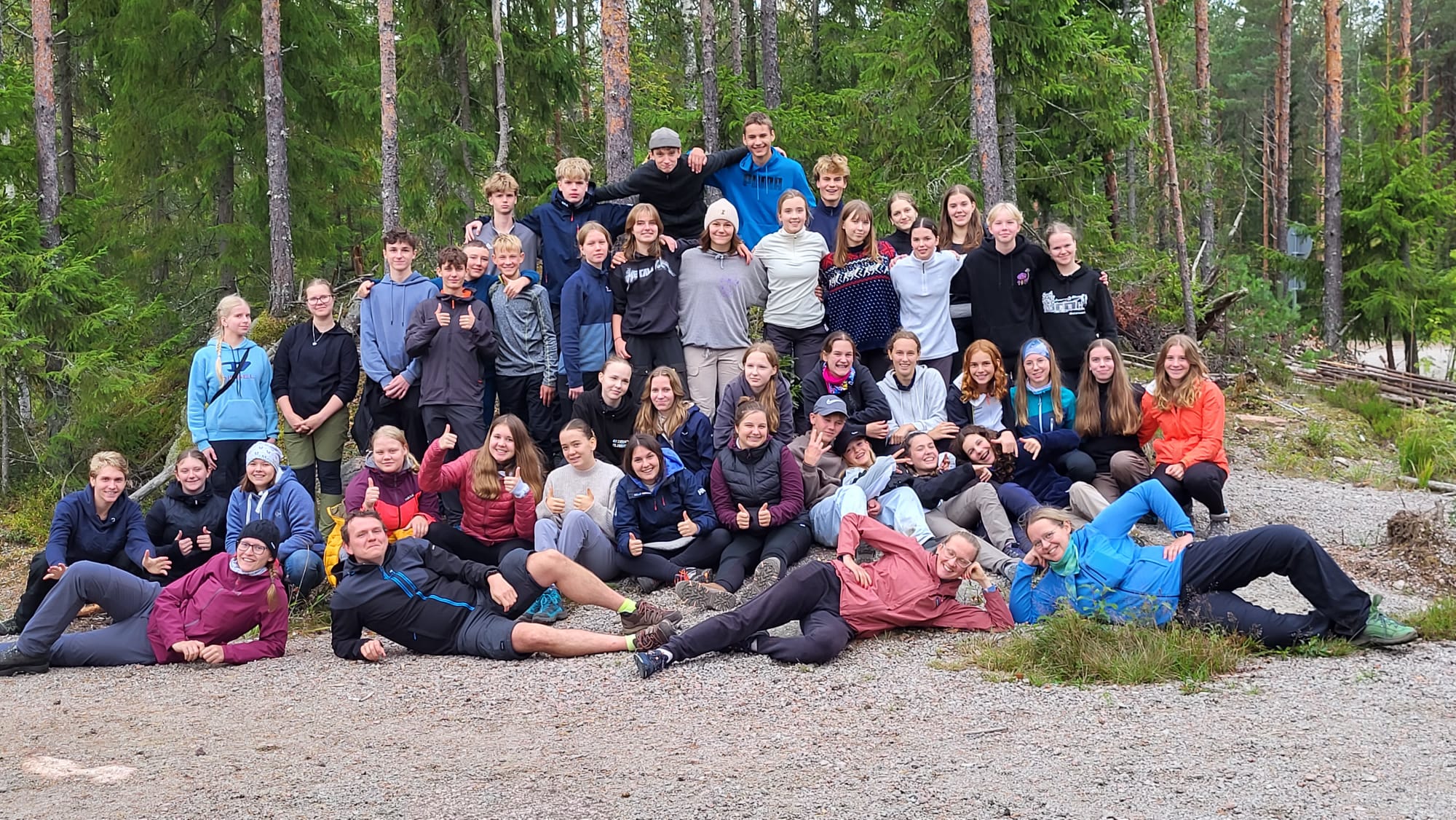 The Hiking Group min